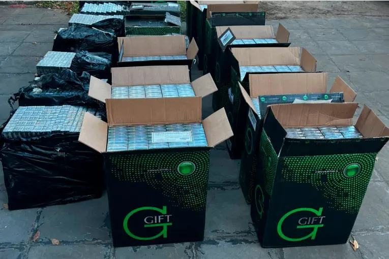 Secuestraron 11.500 paquetes de cigarrillos de contrabando y una camioneta en Concordia - imagen de origen