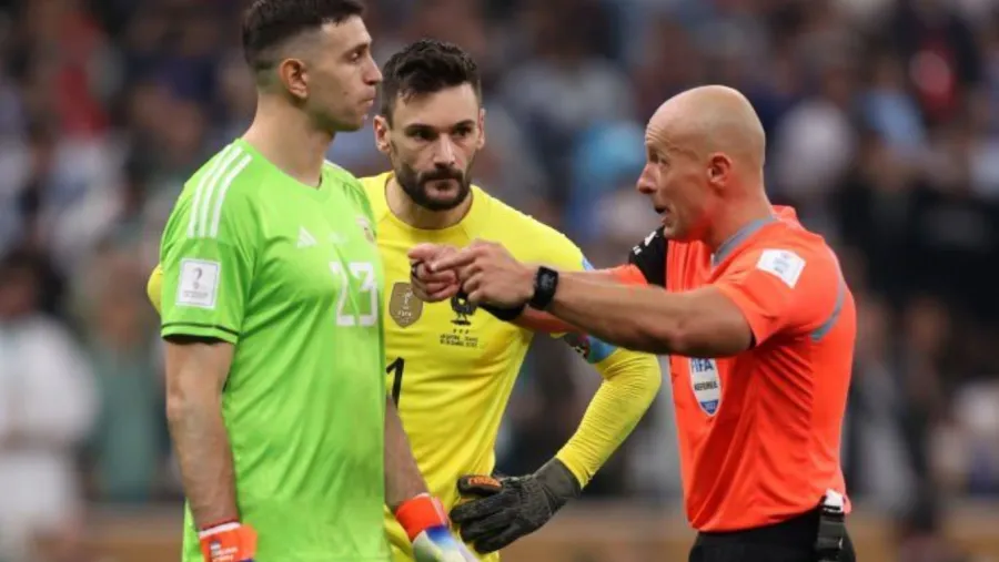 Szymon Marciniak será el árbitro de Argentina ante Argelia | Análisis - imagen de origen