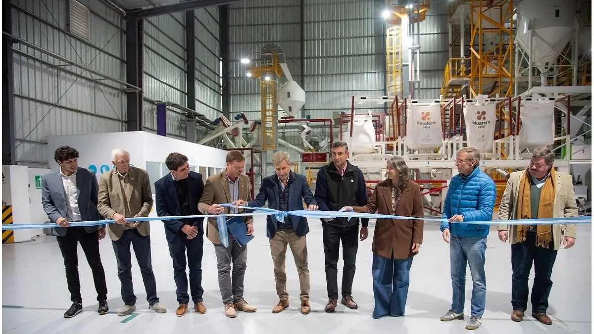 Hasenkamp: Rogelio Frigerio inauguró una planta que adhirió al RINI - imagen de origen