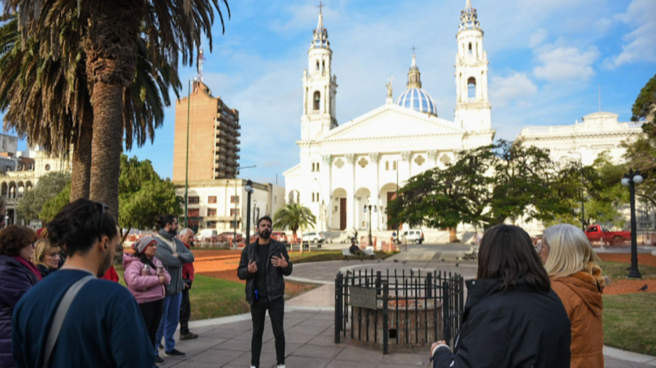 Paraná suma nuevas actividades para reflexionar sobre su historia y patrimonio rumbo al Bicentenario - Plaza Web - imagen de origen