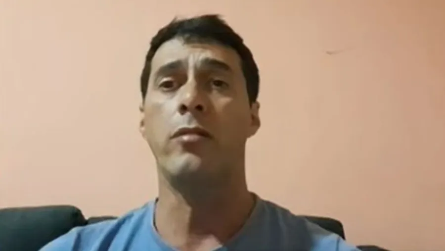 Conflicto Tres Arroyos: “Nadie se hace cargo; los políticos se reúnen a metros y no se arriman a dar una mano” | Análisis - imagen de origen