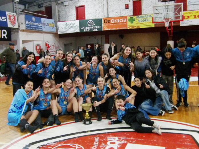 Regatas Uruguay campeón de la U17 Femenina - imagen de origen