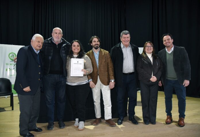 El IAPV avanzó con la entrega de títulos de propiedad en la ciudad - imagen de origen