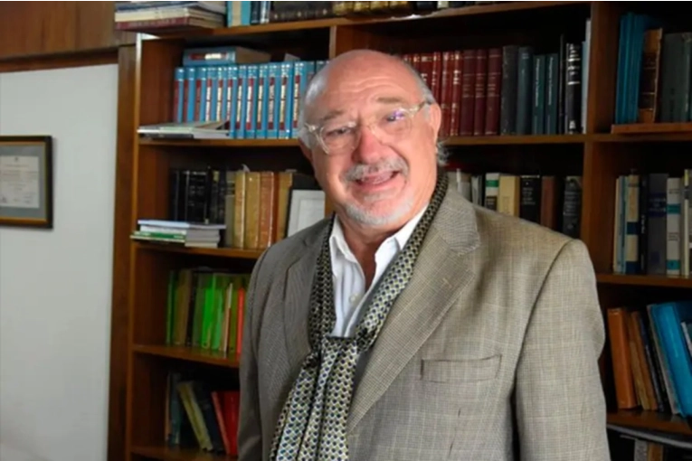 Falleció Julio Federik, destacado abogado penalista y figura cultural de Entre Ríos - imagen de origen