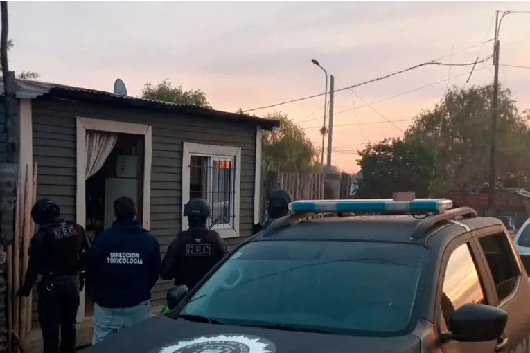 Concordia: secuestran cocaína y marihuana y detienen a cuatro - Informe Digital - imagen de origen