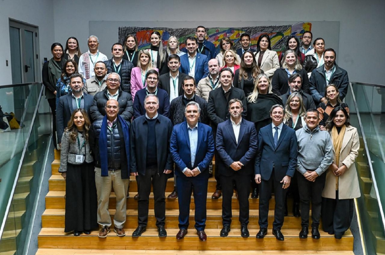 Entre Ríos participó del encuentro latinoamericano de líderes educativos para fortalecer los aprendizajes en la región - imagen de origen