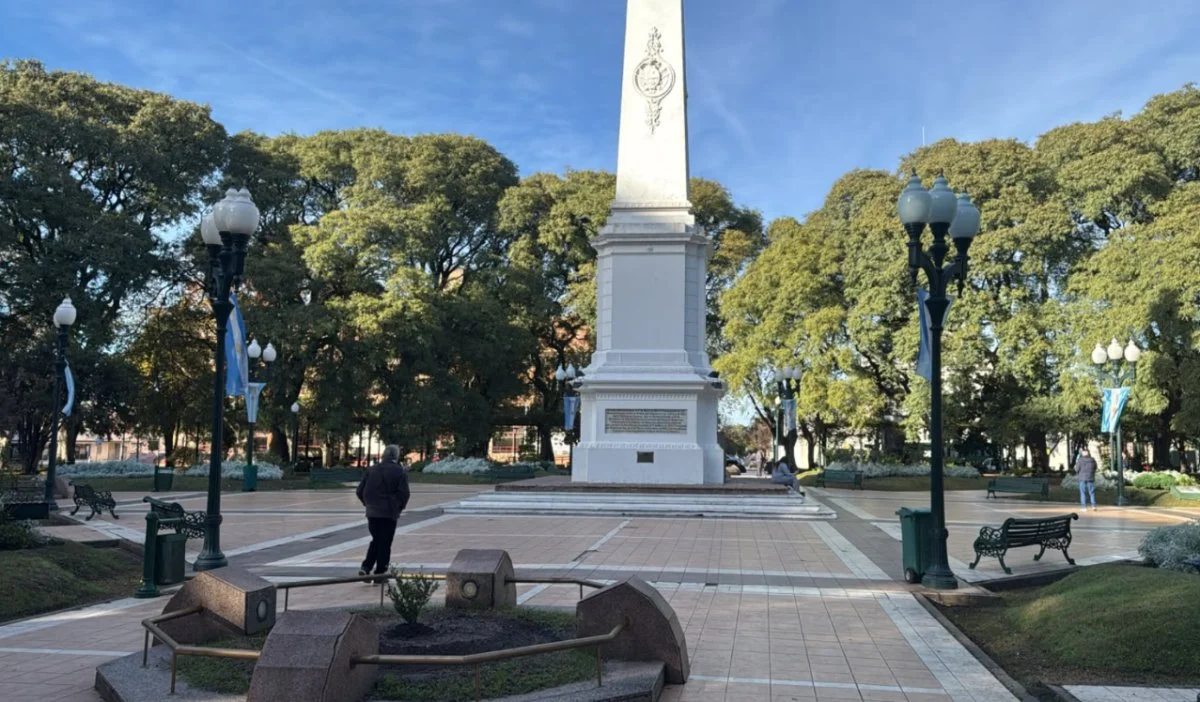 Concepción del Uruguay celebra el Día de la Bandera con el tradicional acto de Jura en Plaza Ramírez - imagen de origen