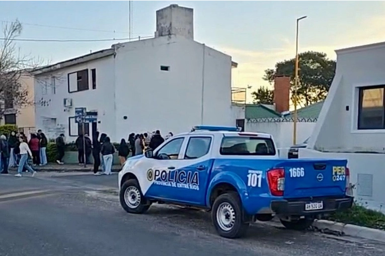 La autopsia no detectó lesiones externas y esperan análisis de laboratorio para esclarecer muerte de joven en Federación - imagen de origen