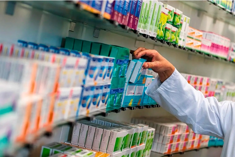Cambian las reglas para retirar medicamentos en las farmacias - imagen de origen