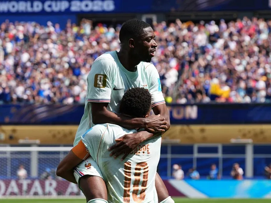 Dembélé brilló con un triplete en la goleada de Francia, que terminó con puntaje perfecto - imagen de origen