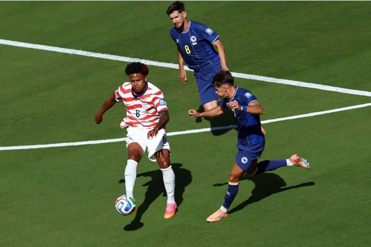 Estados Unidos venció a Bosnia y avanzó a octavos de final del Mundial 2026 - imagen de origen