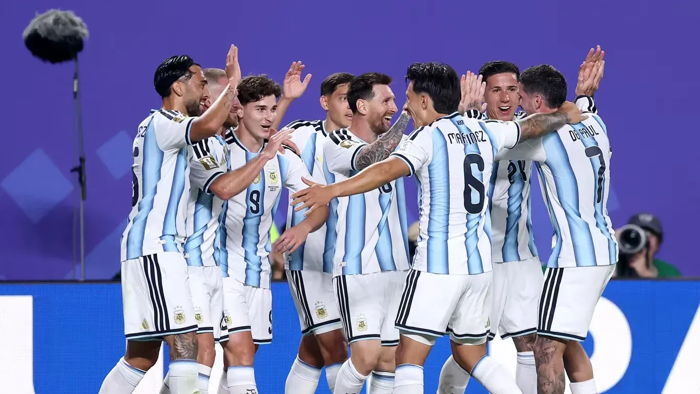 Messi y Jonathan David lideran la carrera por la Bota de Oro del Mundial 2026 - imagen de origen