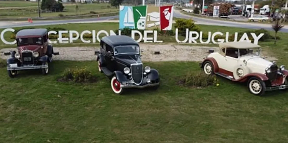 Amigos de Autos Clásicos y Antiguos organiza una gran fiesta patria por la Semana de Mayo - imagen de origen