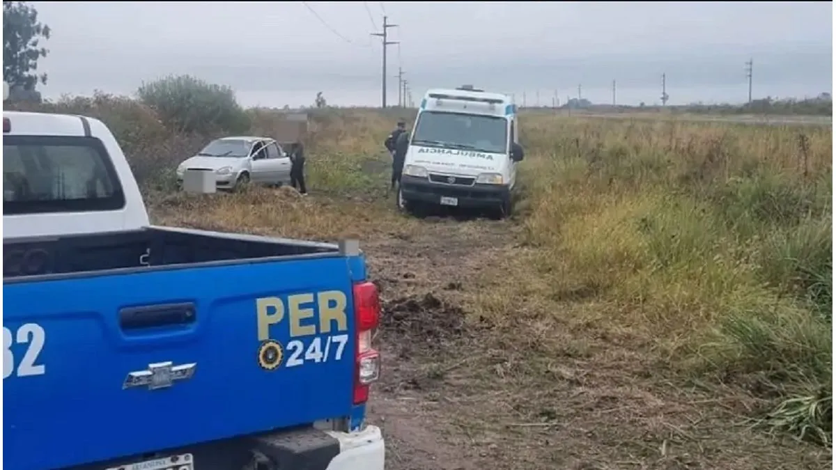 San Salvador: un auto volcó en la ruta 18 y una mujer resultó con lesiones leves - imagen de origen
