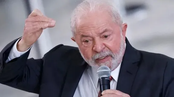 Lula da Silva respaldó al gobierno boliviano y enviará ayuda humanitaria por la crisis social - imagen de origen