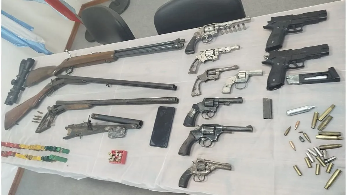 Villaguay: la Policía de Entre Ríos incautó armas y droga - imagen de origen