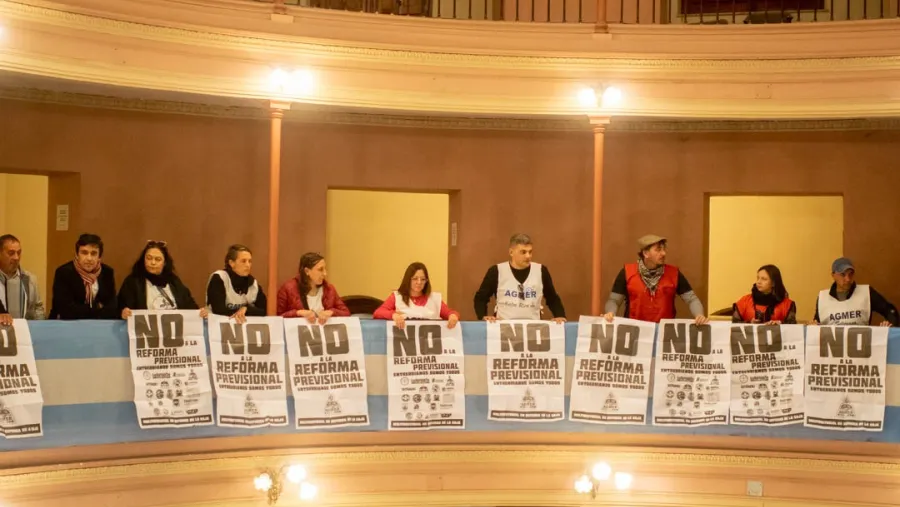 AGMER llevó a Diputados el rechazo a la reforma previsional impulsada por el gobierno provincial | Análisis - imagen de origen
