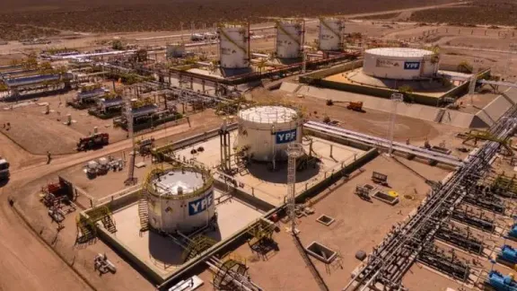 YPF anunció una inversión por US$25.000 millones para acelerar el desarrollo de Vaca Muerta - imagen de origen