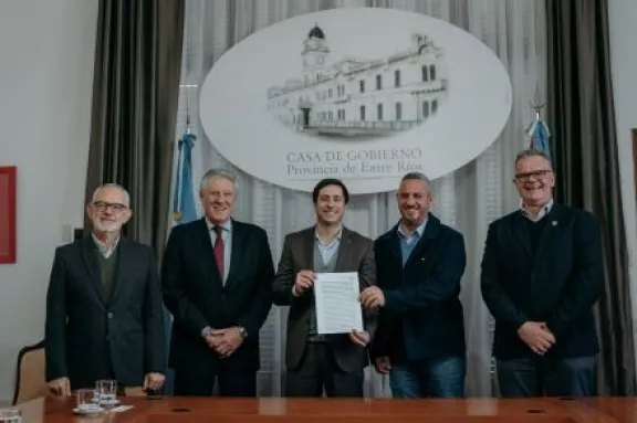La Provincia firmó contrato para la construcción de la nueva Planta de Tratamiento de Aguas Residuales de Colón - imagen de origen