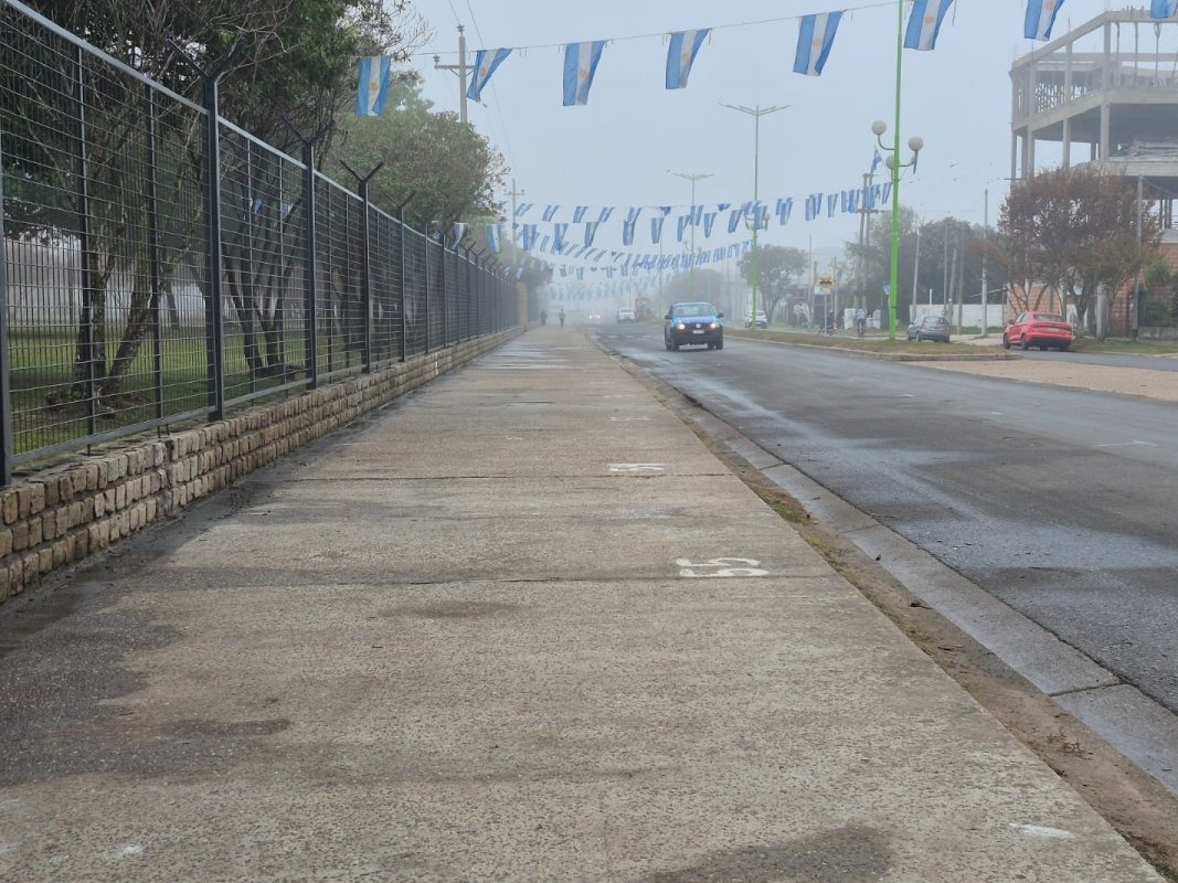 Cómo fue el operativo nocturno para limpiar el Corsódromo tras los festejos del 25 de Mayo - imagen de origen