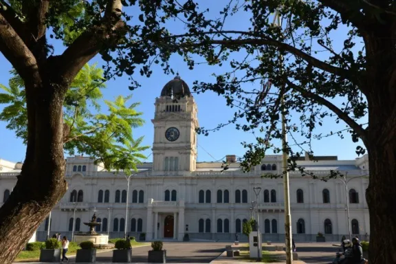 Provincia: un jubilado demandó al Gobierno y a la Caja de Jubilaciones por sumas no remunerativas aplicada a los haberes - imagen de origen