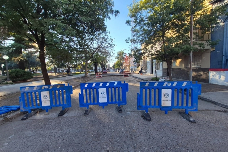Bacheo en el microcentro: cortan el tránsito en calles Montevideo y Luis N. Palma por cinco días - imagen de origen