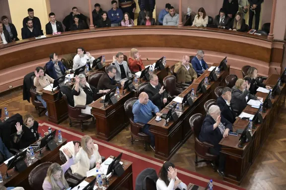 Diputados sancionó definitivamente la donación de un inmueble de la UNER para el Ministerio de Salud - imagen de origen