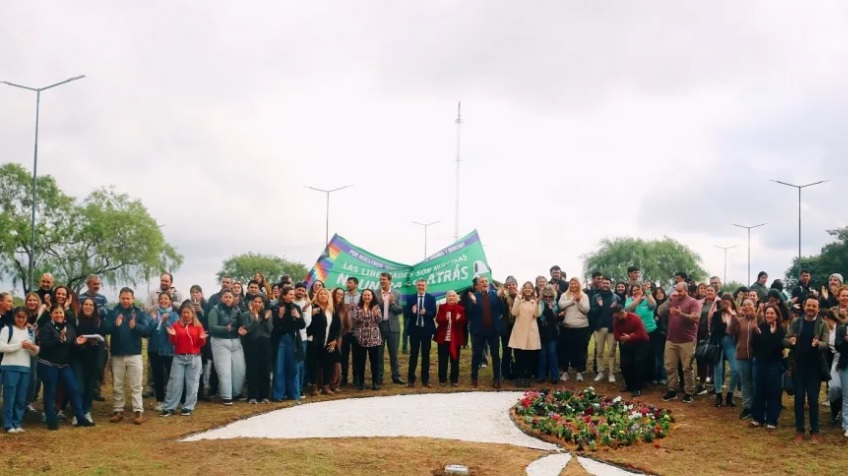 Inauguran intervención artística en Campus de Uader, a 50 años del último golpe de Estado - imagen de origen