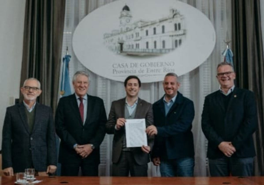 Cusinato destacó la firma del contrato para la nueva planta de tratamiento de aguas residuales de Colón - imagen de origen