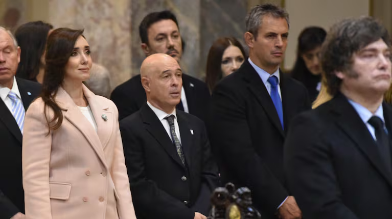 Karina Milei no invitó a Victoria Villarruel al Tedeum del 25 de Mayo - imagen de origen