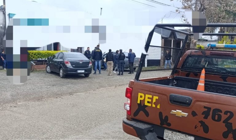 Subsidios no reintegrables: en Feliciano secuestraron dispositivos y un arma por supuesto fraude al fisco - imagen de origen