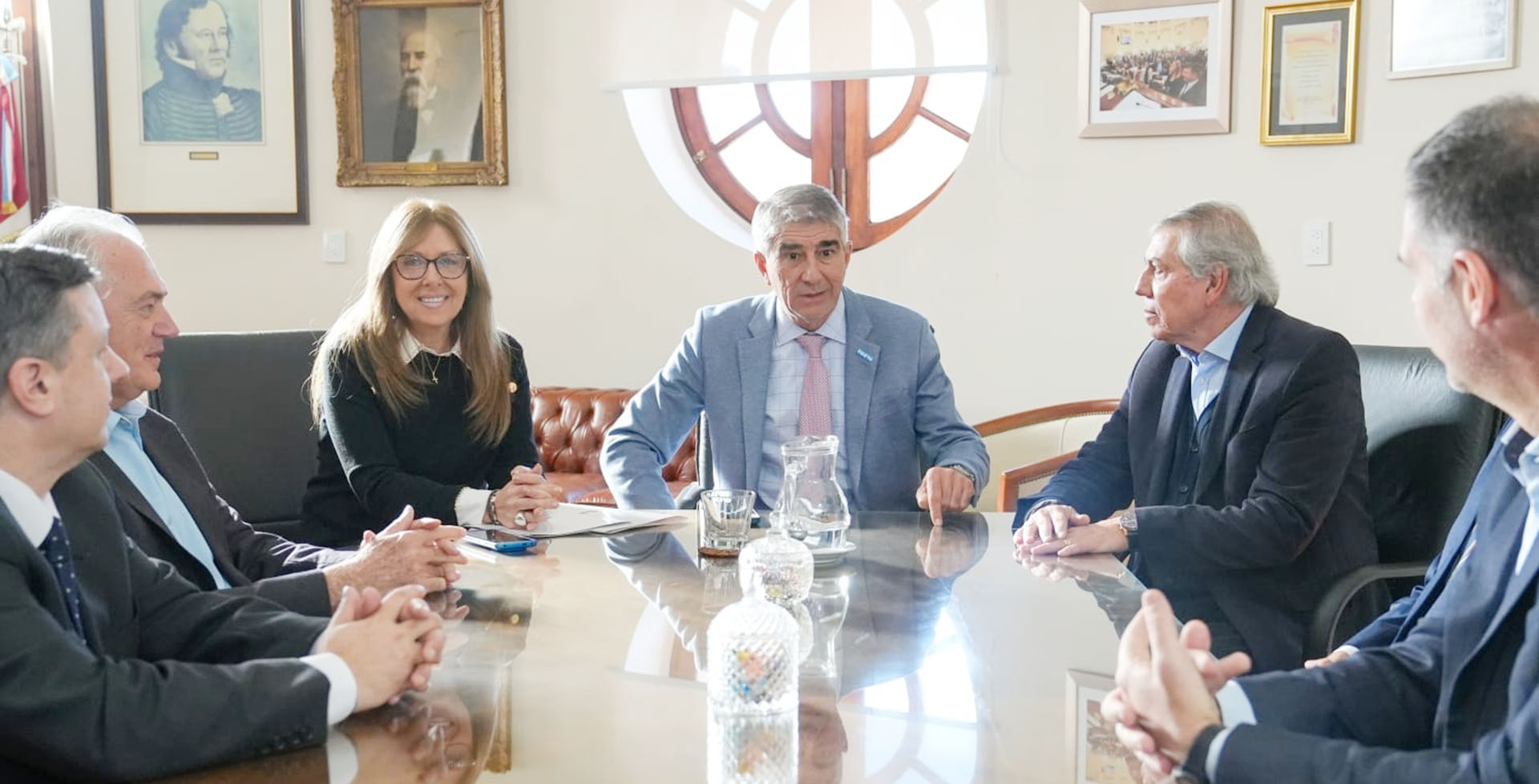 Entre Ríos, Santa Fe y Córdoba firmaron un acuerdo para simplificar trámites administrativos - imagen de origen