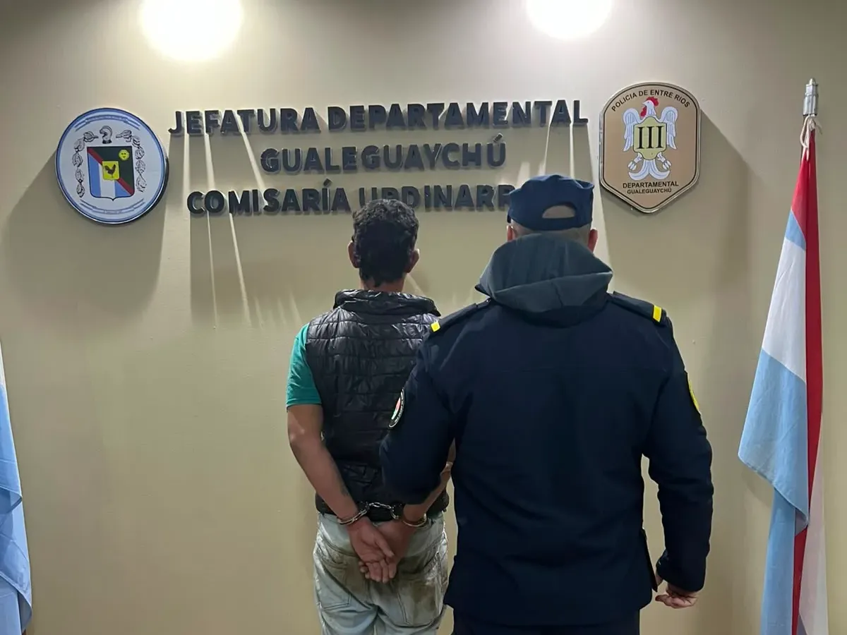 Manejaba de forma peligrosa, ignoró a la Justicia y terminó detenido por la Policía - imagen de origen
