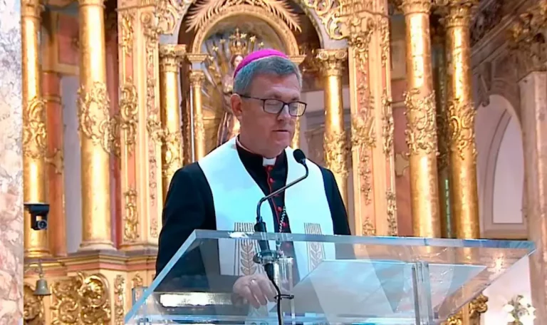 Tedeum con la presencia de Milei: “Nos faltan dirigentes que se animen al encuentro, al diálogo, a la reconciliación”, dijo el arzobispo Cuerva - imagen de origen
